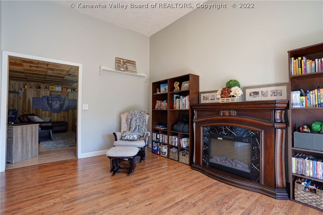 808 Daverton Road Charleston, WV 25303 - Photo 17 of 31 Gallery Image 17