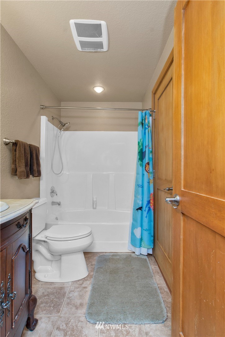 8025 Fairview Road Southwest Olympia, WA 98512 - Photo 24 of 35 Gallery Image 24
