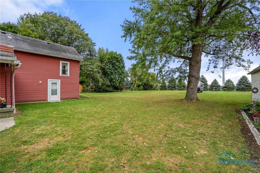 229 North Stadium Road Oregon, OH 43616 - Photo 35 of 38 Gallery Image 35