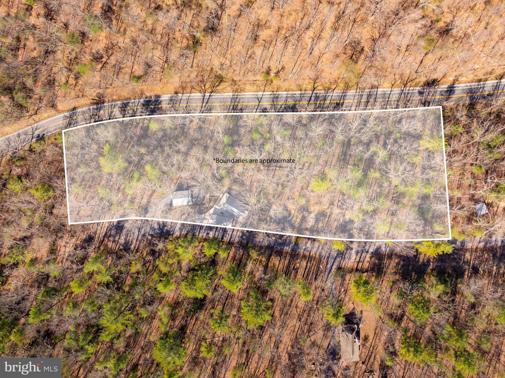 182 Deer Trail Mount Jackson, VA 22842 - Photo 7 of 35 a view of bathroom