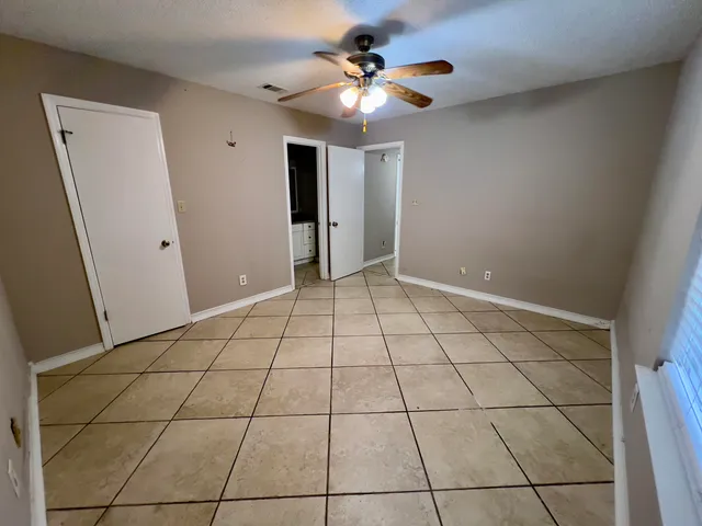 $2,250 | 218 Woodland Park Circle, Mary Esther, FL 32569