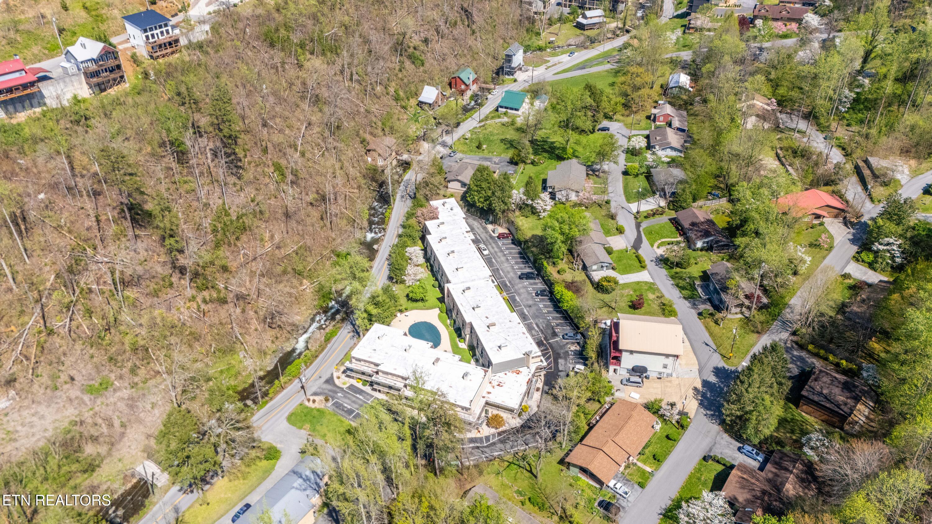 260 Roaring Fork Road, Unit 220 Gatlinburg, TN 37738 - Photo 15 of 15 DJI_20250408151326_0266_D-HDR