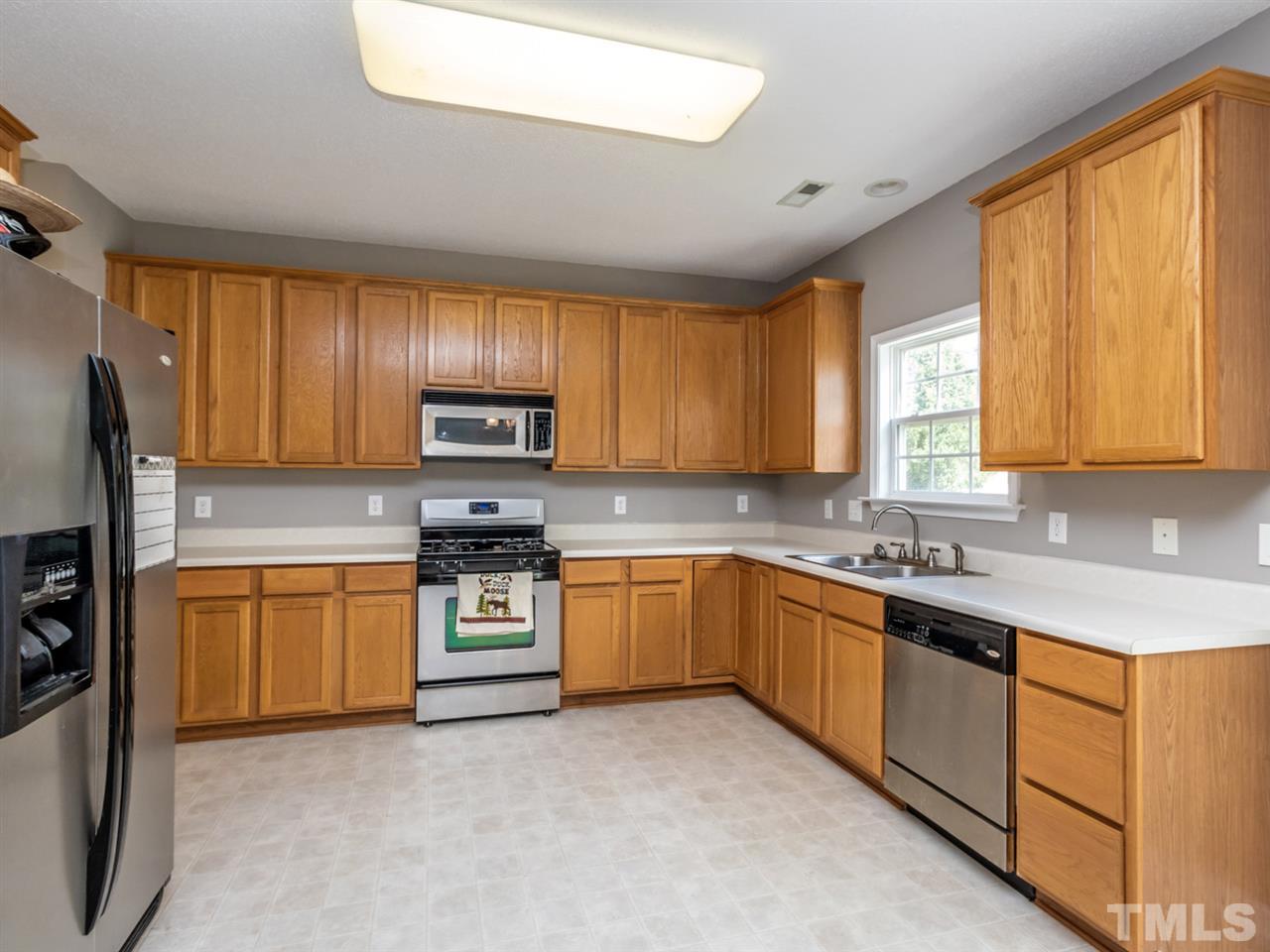 4205 Snowcrest Lane Raleigh, NC 27616 - Photo 3 of 20