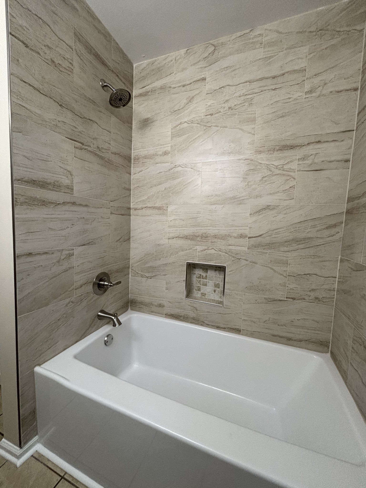1830 Lowe Street Lewisburg, TN 37091 - Photo 17 of 22 a bathroom with a sink and a bathtub