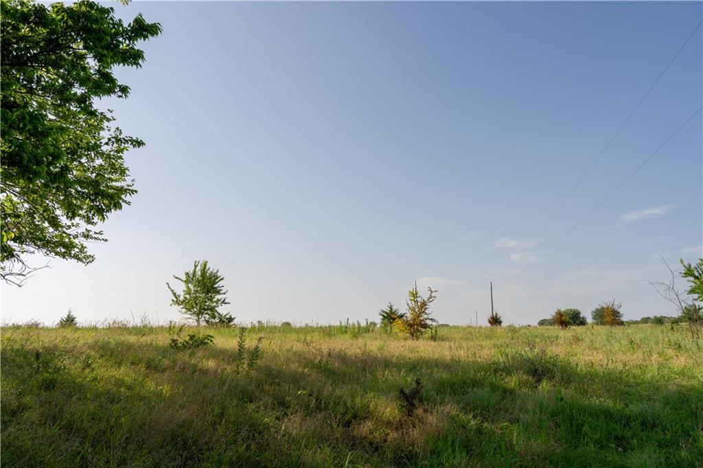 134 Haskell Road Pomona, KS 66076 - Photo 17 of 38