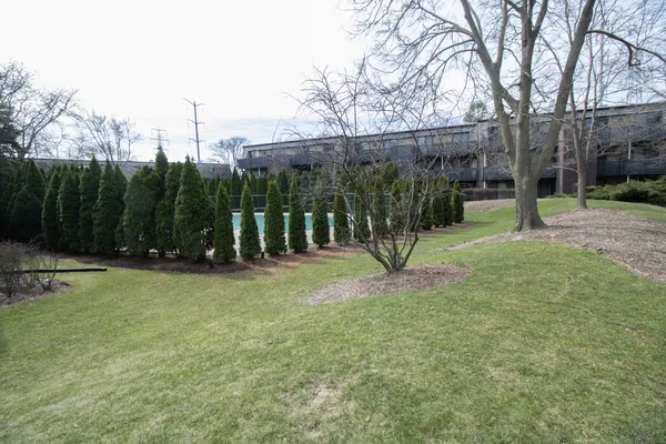 $265,000 | 1706 Northfield Square, Unit D, Northfield, IL 60093