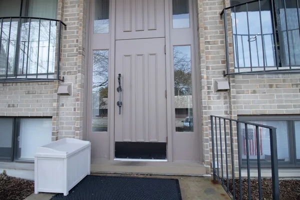 $265,000 | 1706 Northfield Square, Unit D, Northfield, IL 60093
