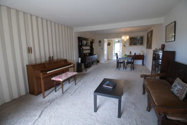 $265,000 | 1706 Northfield Square, Unit D, Northfield, IL 60093