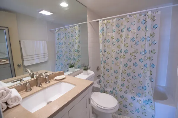 $265,000 | 1706 Northfield Square, Unit D, Northfield, IL 60093