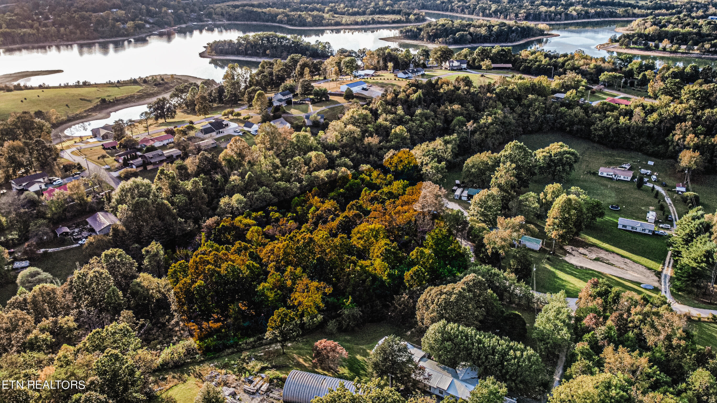 Powell Lane Speedwell, TN 37870 - Photo 2 of 11 1