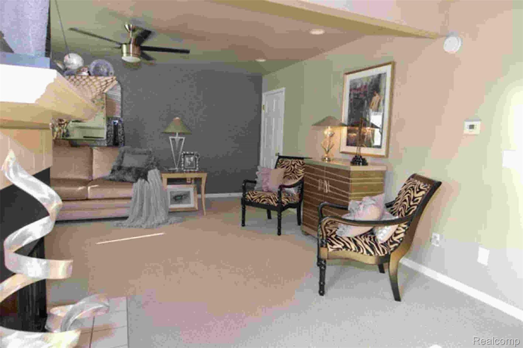 2239 North Long Lake Road, Unit 12 Fenton, MI 48430 - Photo 11 of 29 ShowImage (15).jpg