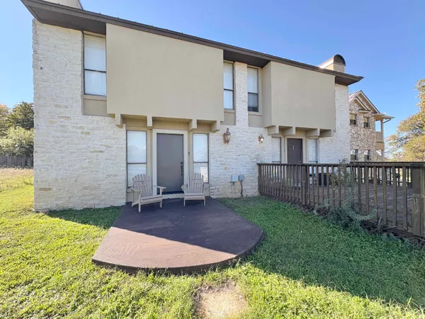 $1,399 | 601 Free Rein, Unit 2, Horseshoe Bay, TX 78657