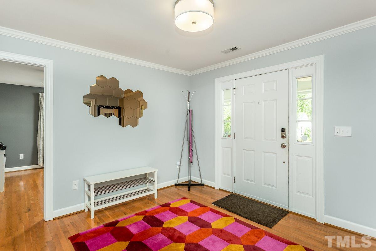 618 Glascock Street Raleigh, NC 27604 - Photo 4 of 29