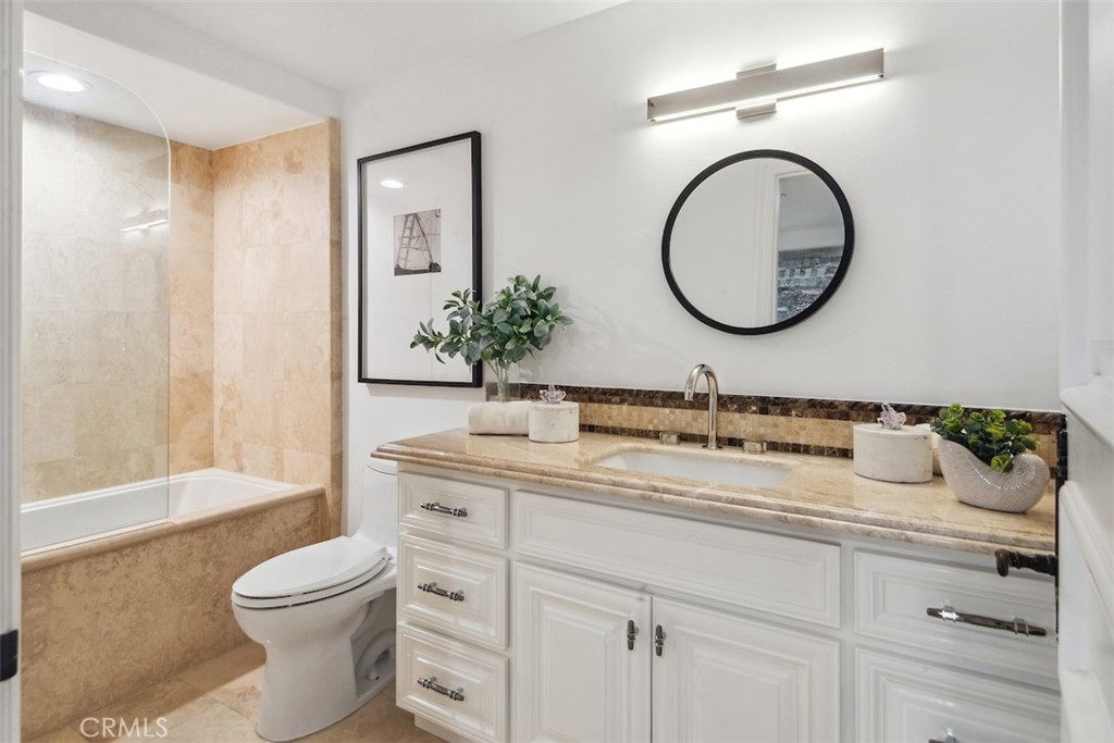 28 Shoreridge Newport Coast, CA 92657 - Photo 53 of 75 ensuite bath to massage room