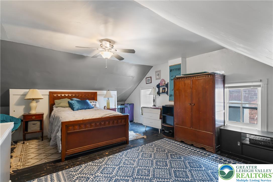 631 Ridge Street Bethlehem, PA 18015 - Photo 25 of 35 Gallery Image 25