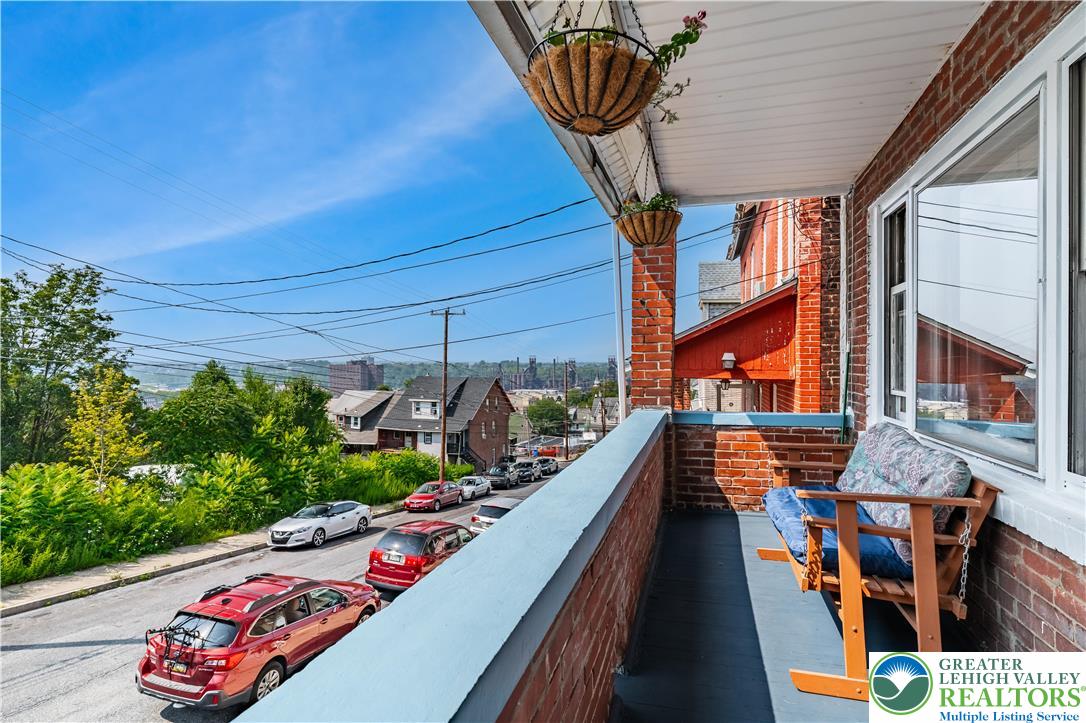 631 Ridge Street Bethlehem, PA 18015 - Photo 6 of 35 Gallery Image 6
