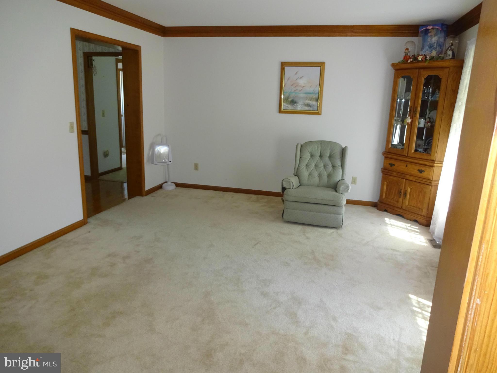 1710 Perseus Road Cambridge, MD 21613 - Photo 10 of 30 Living Room