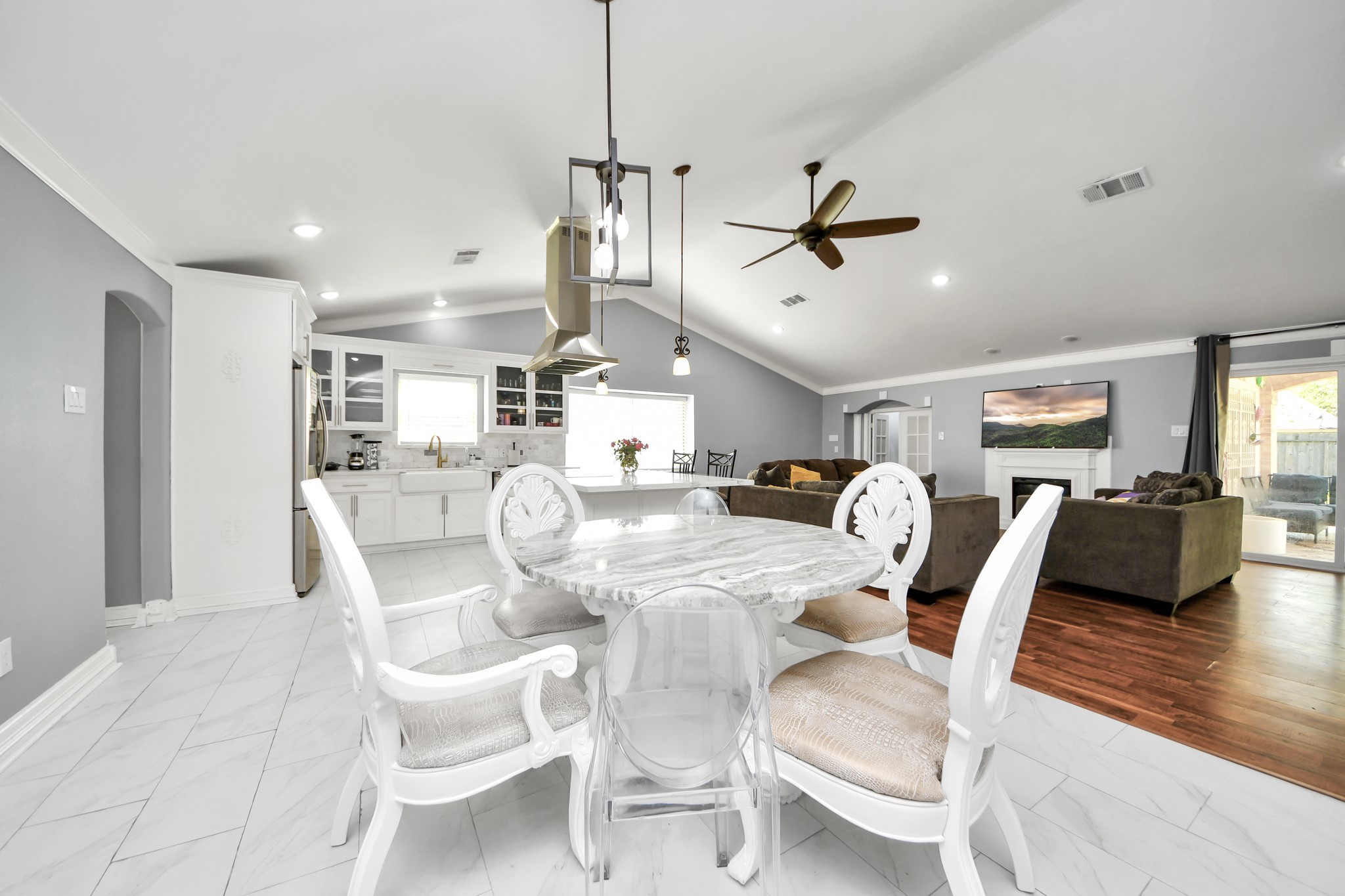 1359 Littleport Lane Channelview, TX 77530 - Photo 8 of 32 a view of a dining room with furniture