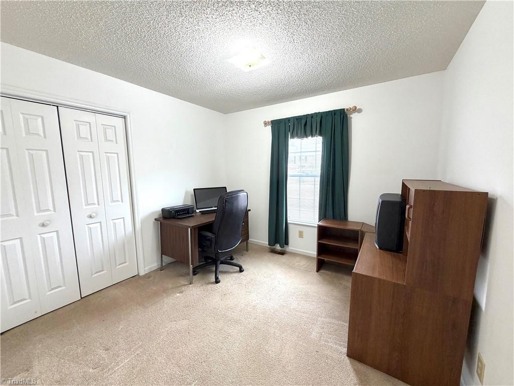 206 Ridge Creek Drive Trinity, NC 27370 - Photo 17 of 27