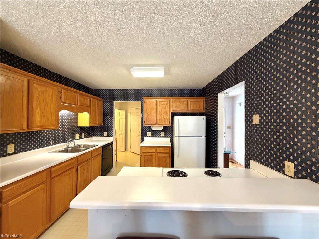 206 Ridge Creek Drive Trinity, NC 27370 - Photo 7 of 27