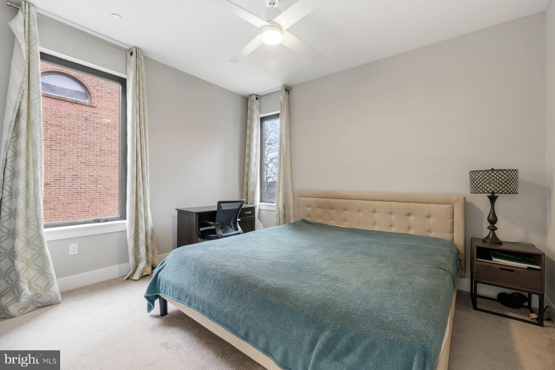 6713 Box Turtle Court New Market, MD 21774 - Photo 24 of 70 2nd main floor bedroom with en-suite & WIC.