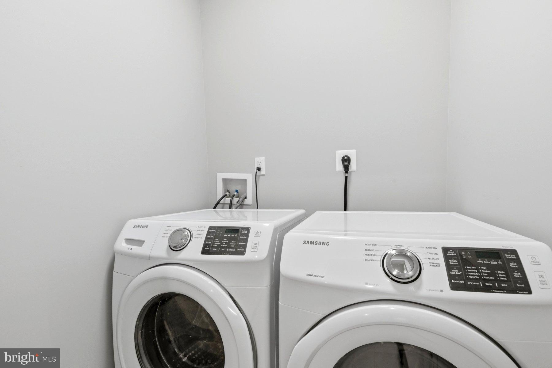 6713 Box Turtle Court New Market, MD 21774 - Photo 39 of 70 Upper laundry area.