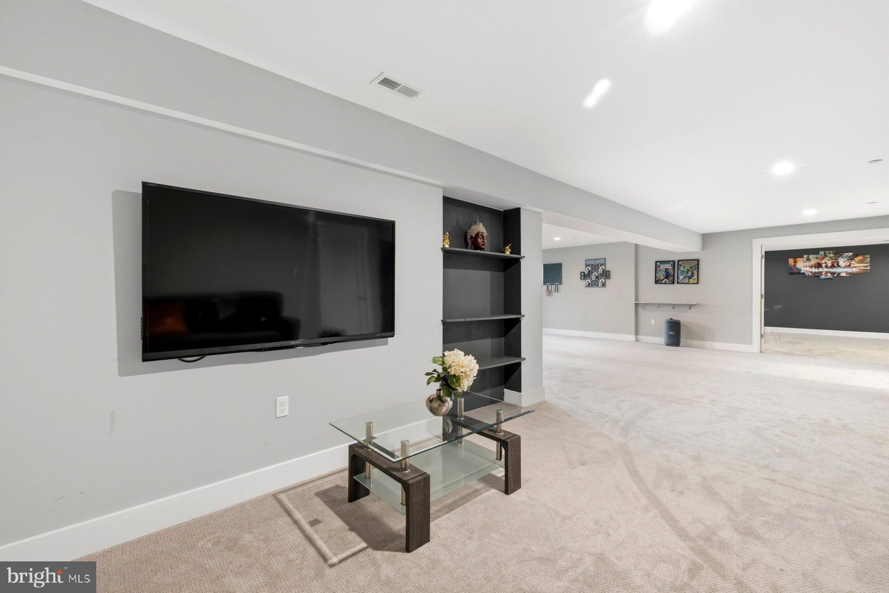 6713 Box Turtle Court New Market, MD 21774 - Photo 47 of 70 Imagine what you can do with this space!