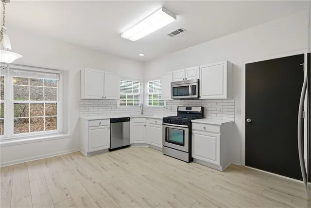 $2,750 | 5868 Valine Way, Sugar Hill, GA 30518