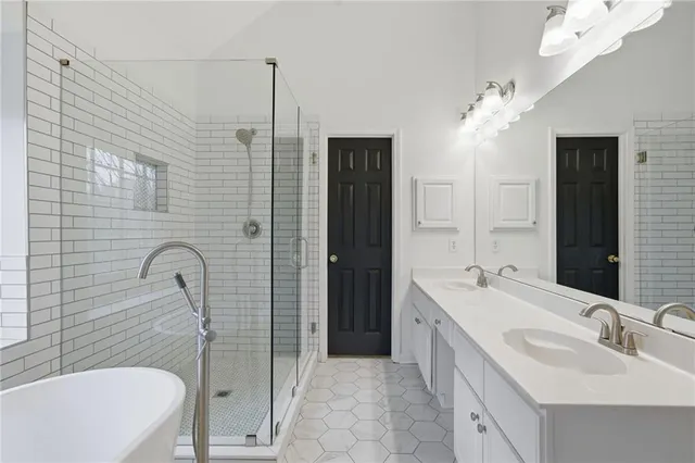 $2,750 | 5868 Valine Way, Sugar Hill, GA 30518