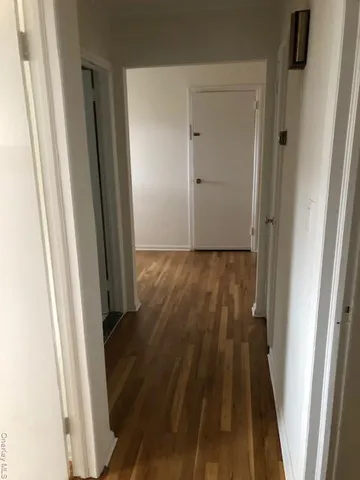 $4,000 | 4005 Worthmor Drive, Seaford, NY 11783