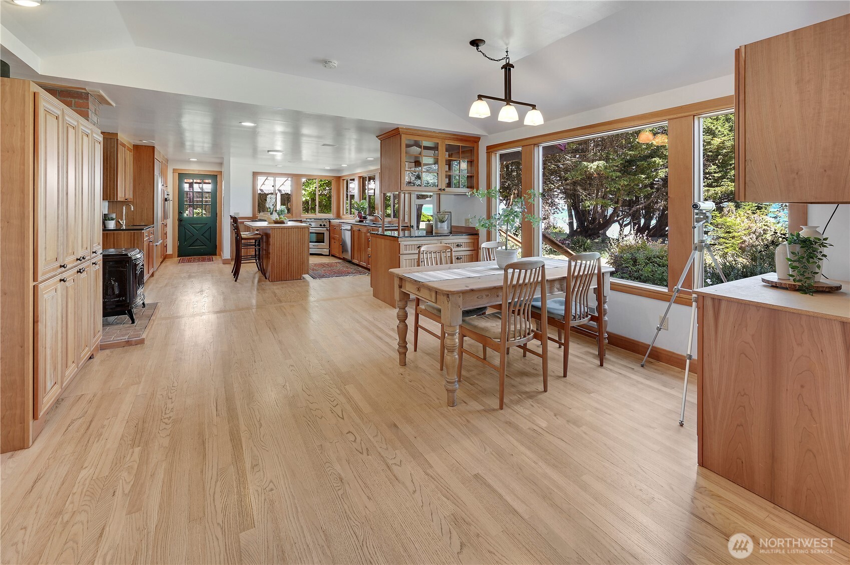 372 Schwartz Road Nordland, WA 98358 - Photo 7 of 33