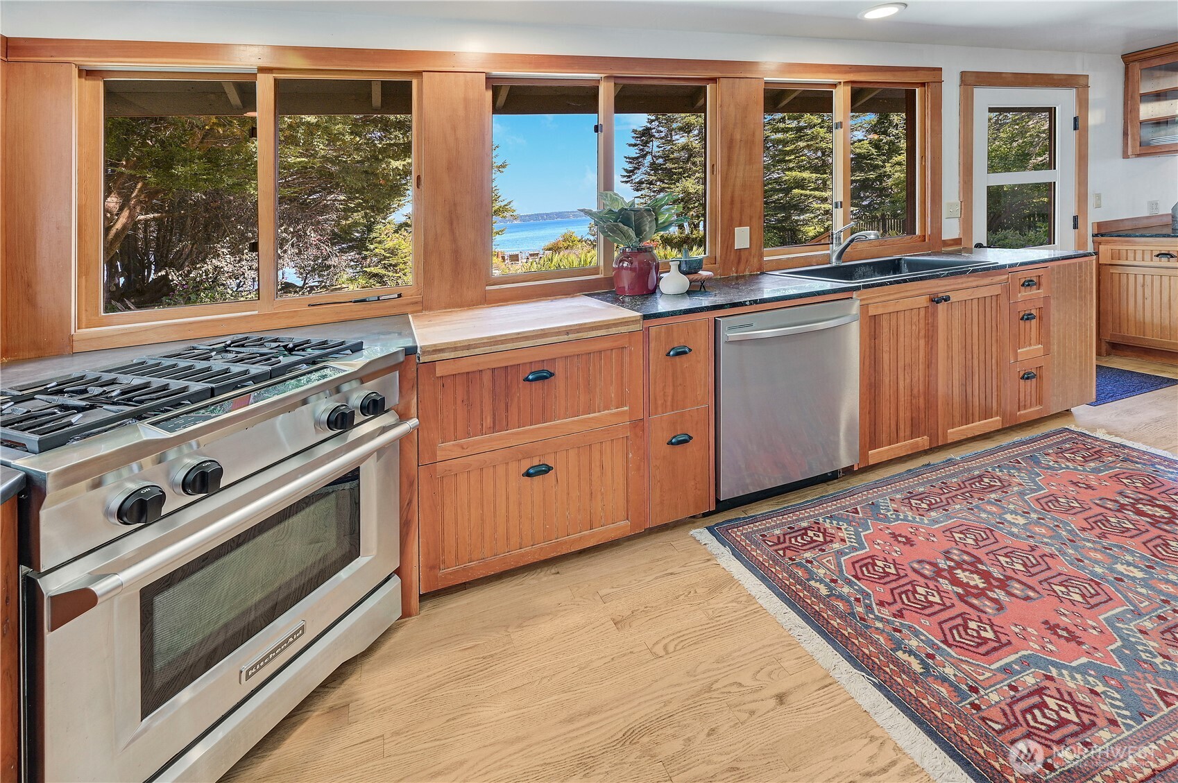 372 Schwartz Road Nordland, WA 98358 - Photo 8 of 33