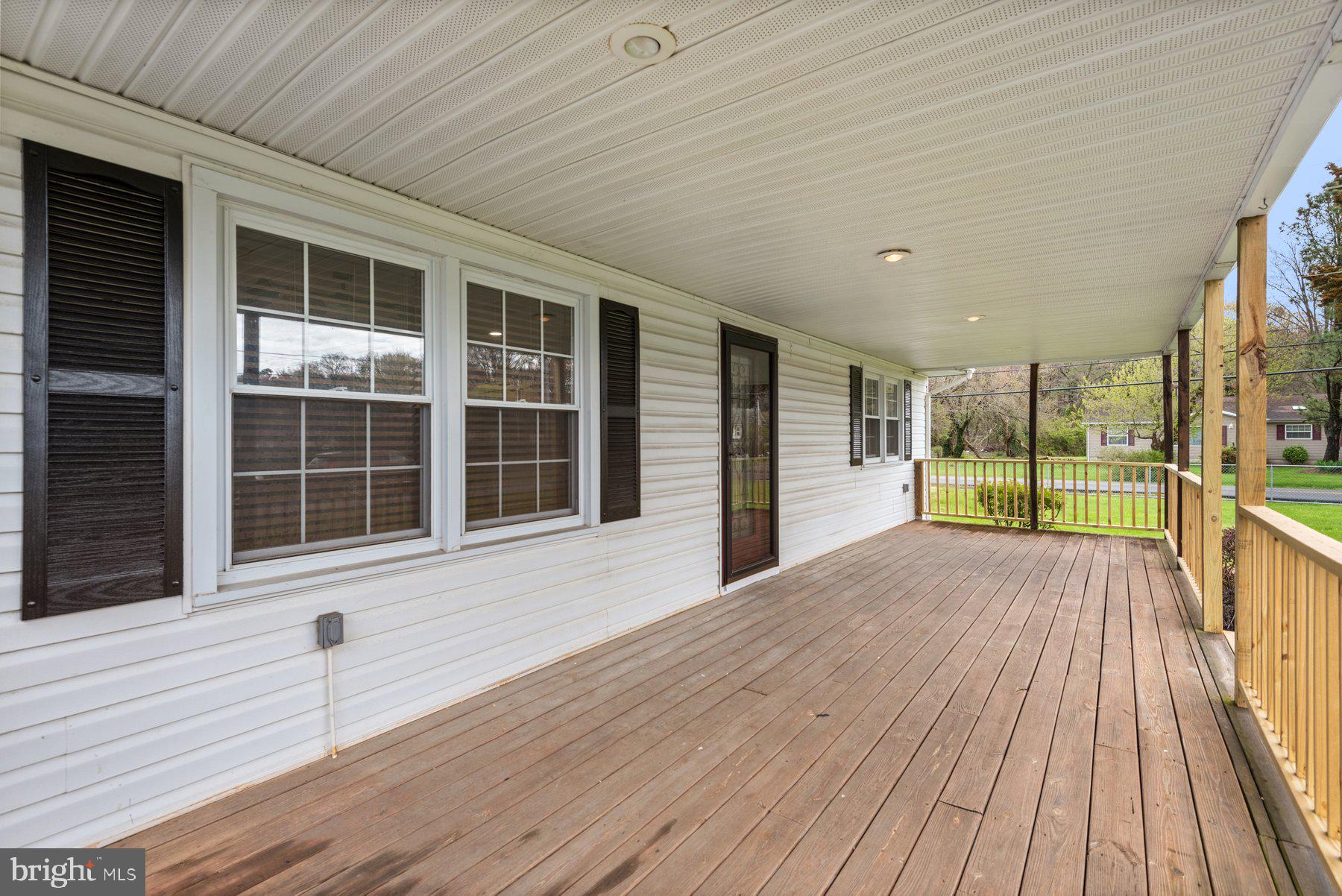 1304 Little Creek Road Chester, MD 21619 - Photo 17 of 27 Front Porch