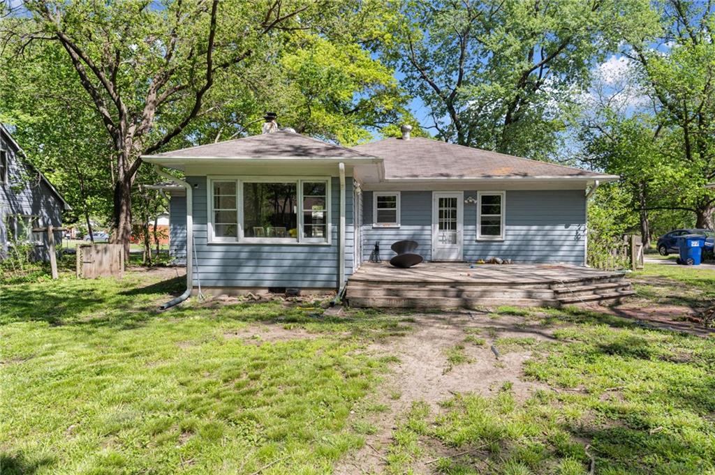 1709 Learnard Avenue Lawrence, KS 66044 - Photo 27 of 33
