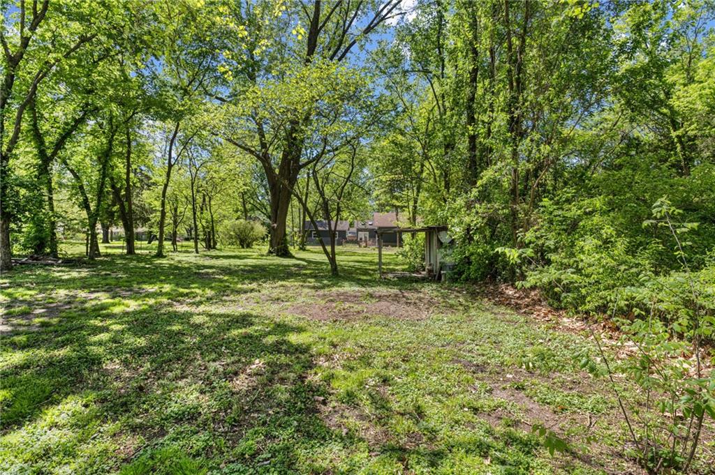 1709 Learnard Avenue Lawrence, KS 66044 - Photo 30 of 33
