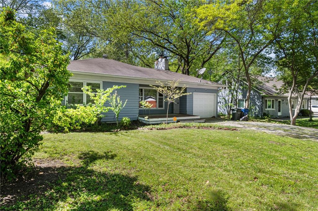 1709 Learnard Avenue Lawrence, KS 66044 - Photo 3 of 33