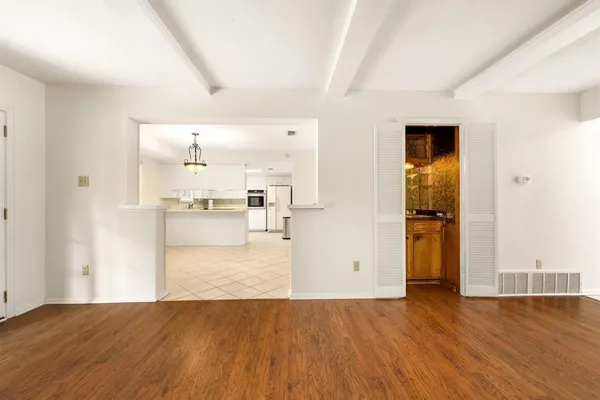 $400,000 | 2811 Wentwood Drive, Grapevine, TX 76051
