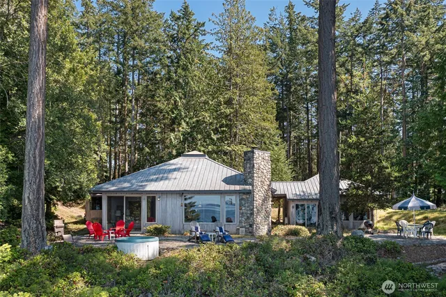 an outdoor space with lots of trees