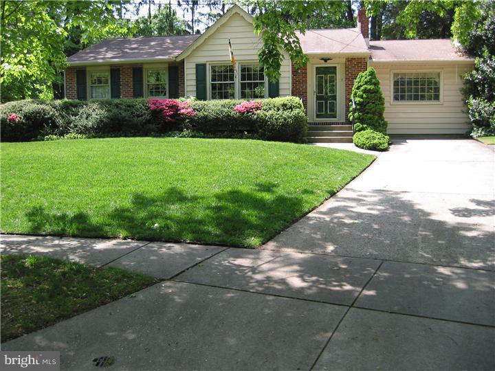 1 Ridgewood Circle Haddonfield, NJ 08033 - Photo 25 of 25 Driveway