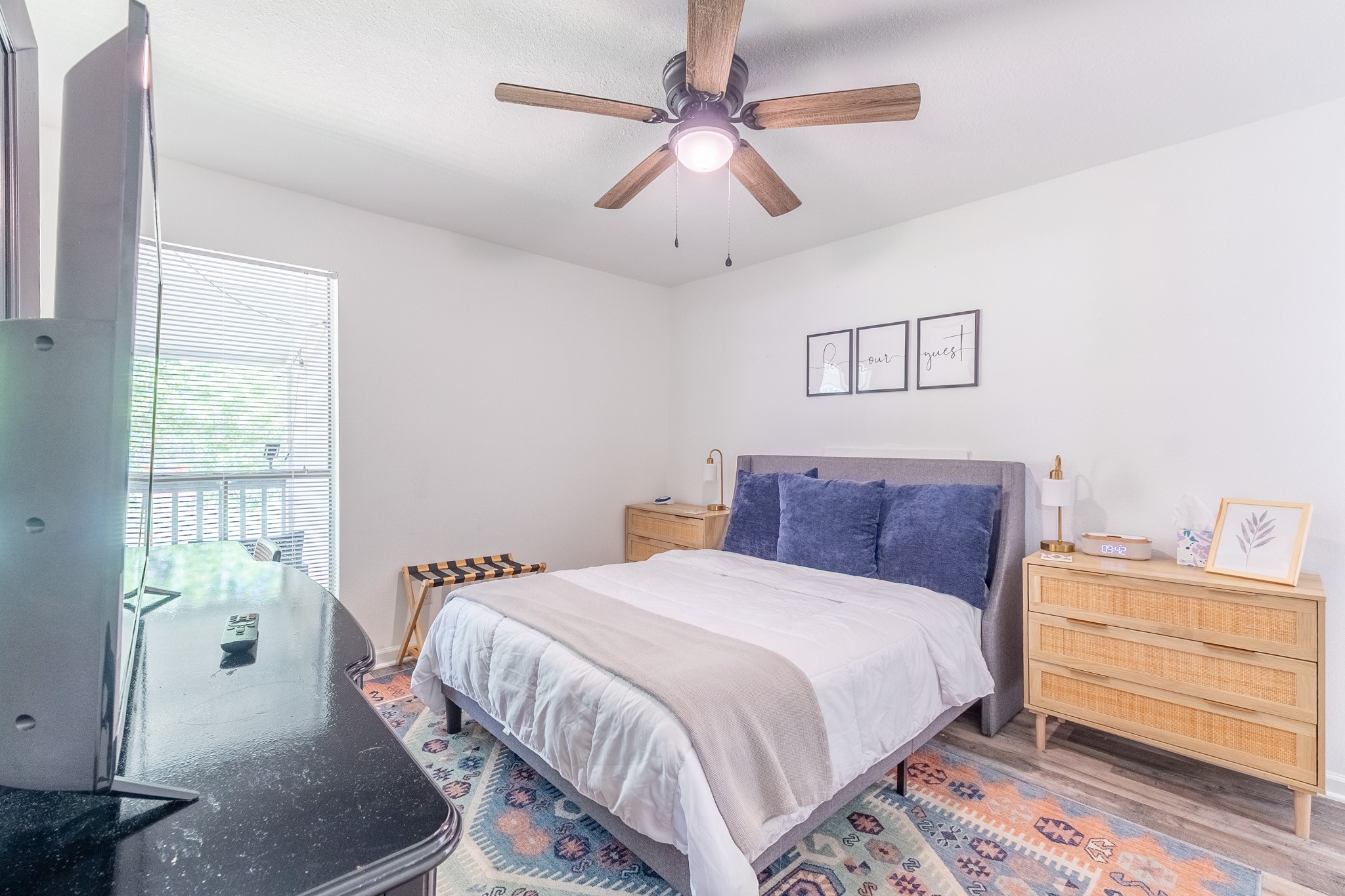 13151 Walden Road, Unit 132 Montgomery, TX 77356 - Photo 14 of 28 Bright and light Primary bedroom.