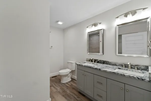 $415,000 | 124 Keeneland Circle, Greeneville, TN 37743