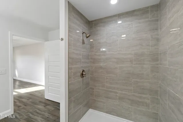 $425,000 | 124 Keeneland Circle, Greeneville, TN 37743