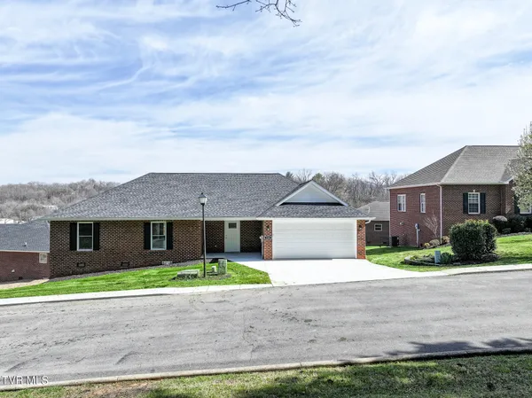 $415,000 | 124 Keeneland Circle, Greeneville, TN 37743