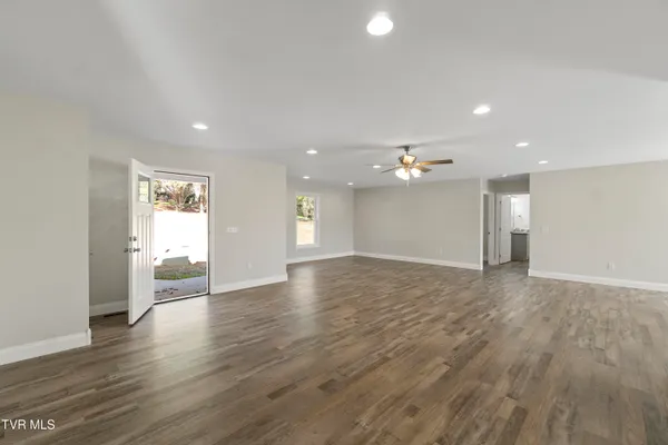 $415,000 | 124 Keeneland Circle, Greeneville, TN 37743