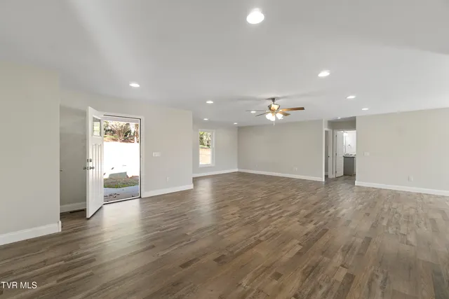 $425,000 | 124 Keeneland Circle, Greeneville, TN 37743