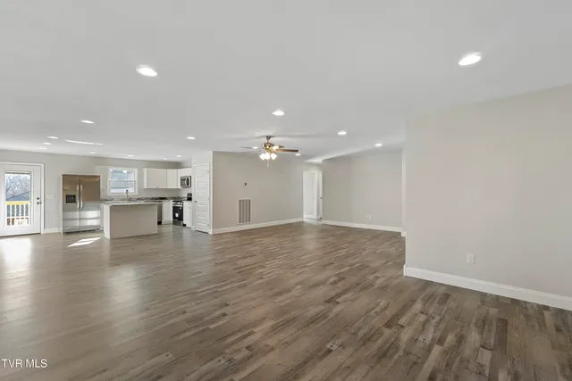 $425,000 | 124 Keeneland Circle, Greeneville, TN 37743