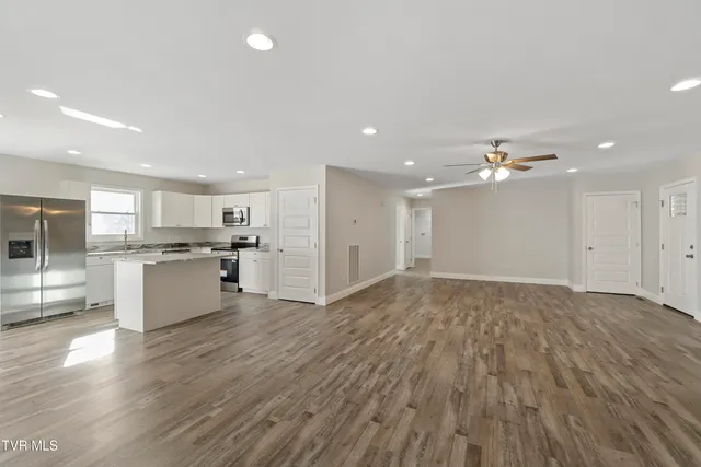 $425,000 | 124 Keeneland Circle, Greeneville, TN 37743