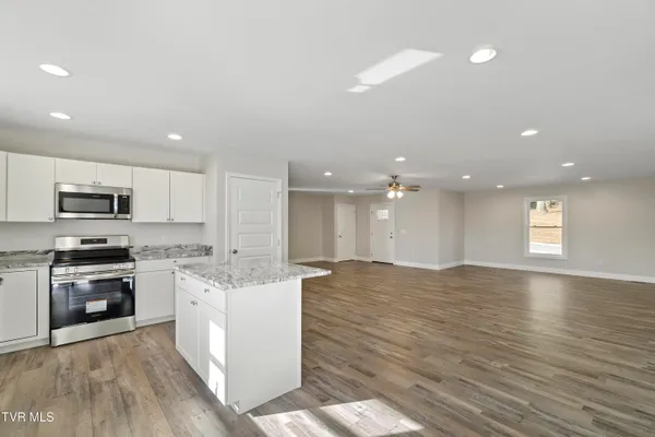 $415,000 | 124 Keeneland Circle, Greeneville, TN 37743