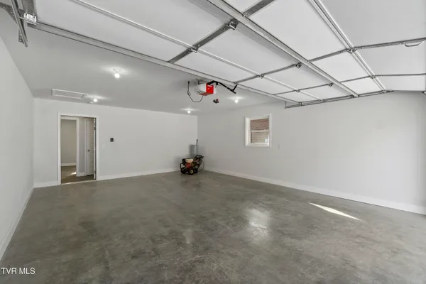 $415,000 | 124 Keeneland Circle, Greeneville, TN 37743