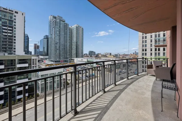 $2,800 | 330 North Jefferson Street, Unit 807, Chicago, IL 60661